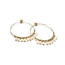 Load image into Gallery viewer, multi pearl medium hoop earrings