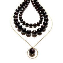 Load image into Gallery viewer, garnet in a ring necklace