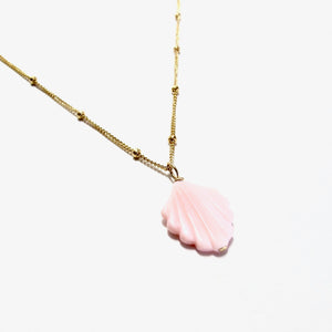 pale pink conch shell necklace