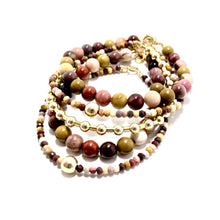 Load image into Gallery viewer, tiny mookaite &amp; gold bead bracelet