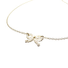 Load image into Gallery viewer, pearl bow necklace