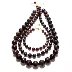 garnet bubblegum & gold beads necklace
