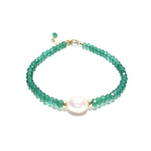 Load image into Gallery viewer, baroque pearl &amp; green onyx bracelet
