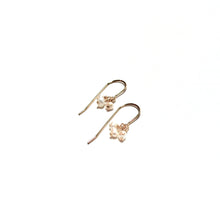 Load image into Gallery viewer, triple pearl hooks