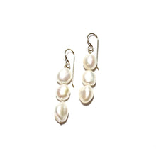 Load image into Gallery viewer, baroque pearls hook earrings