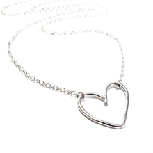 Load image into Gallery viewer, silver heart chain necklace