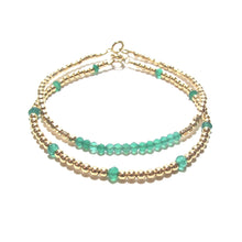 Load image into Gallery viewer, green onyx line and gold beads bracelet