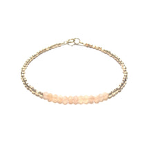 Load image into Gallery viewer, sunstone line and gold beads bracelet