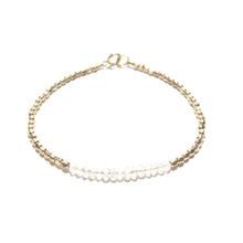 Load image into Gallery viewer, moonstone line and gold beads bracelet
