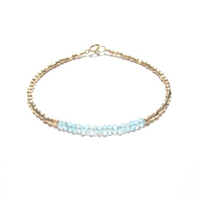 Load image into Gallery viewer, apatite line and gold beads bracelet