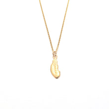 Load image into Gallery viewer, feather necklace