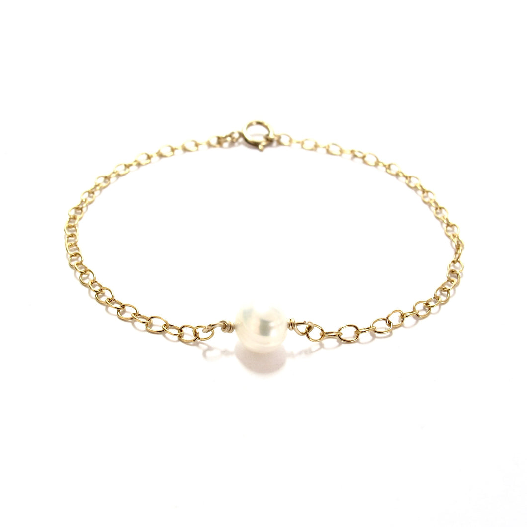 single pearl bracelet