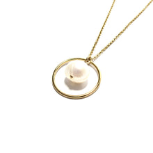 Load image into Gallery viewer, pearl in ring necklace
