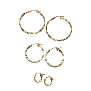 medium plain gold hoops