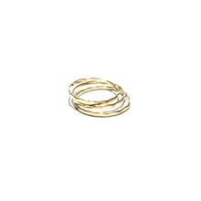 Load image into Gallery viewer, hammered ring